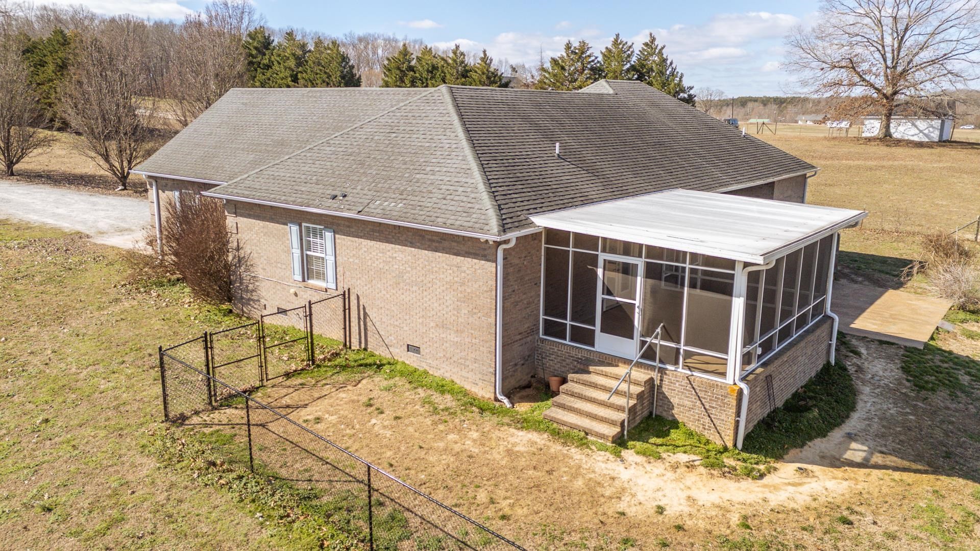 185 Leath Lane Finger TN 38334