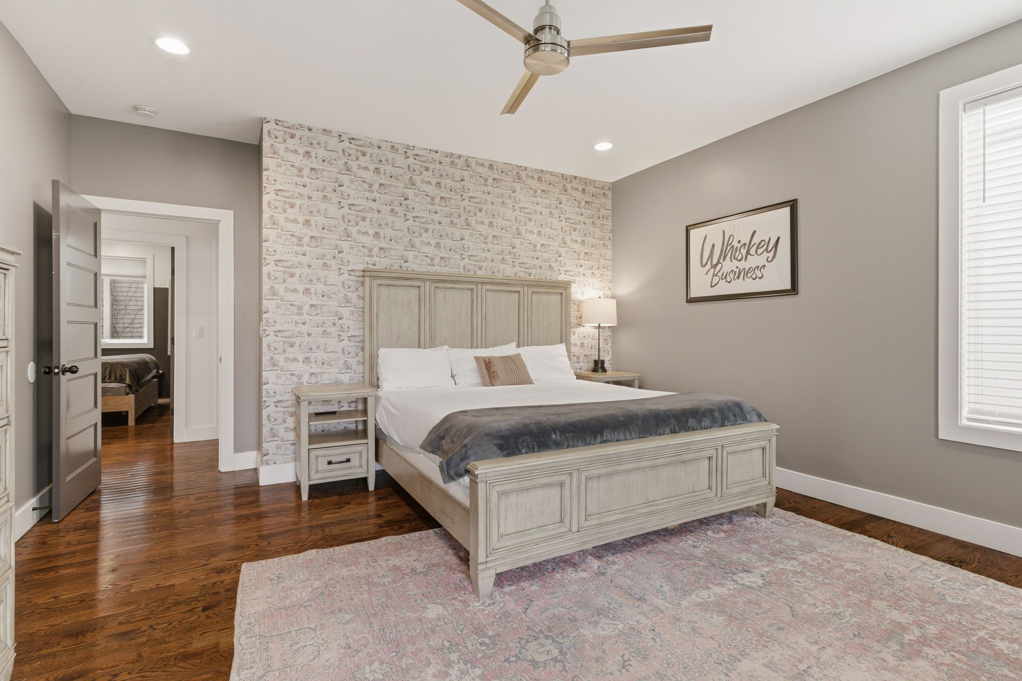 1083 Whites Creek Pike Nashville TN 37207