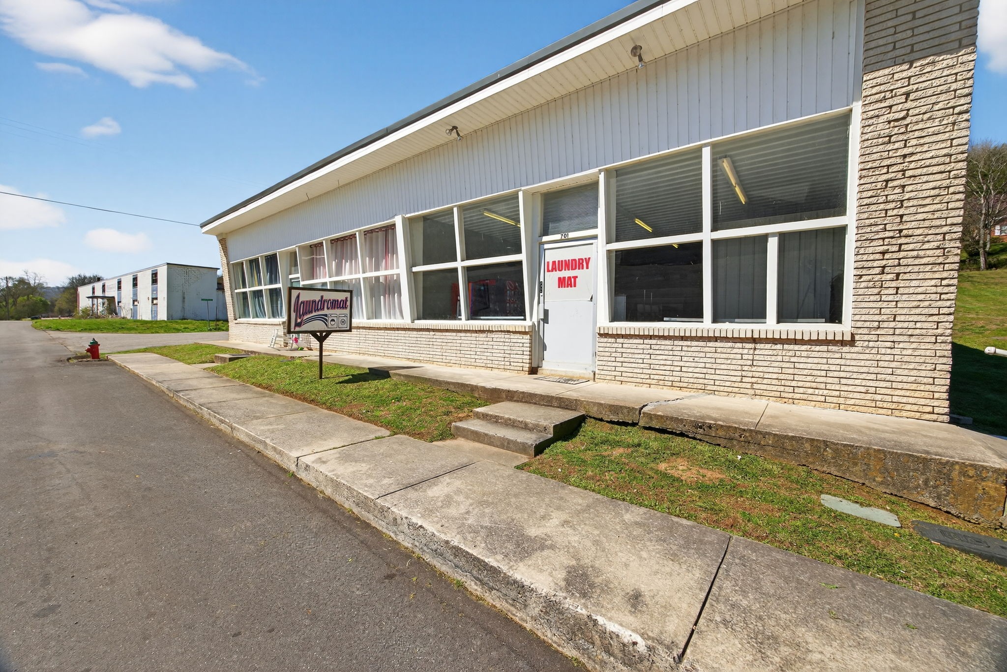 701 N Murray Street Gainesboro TN 38562