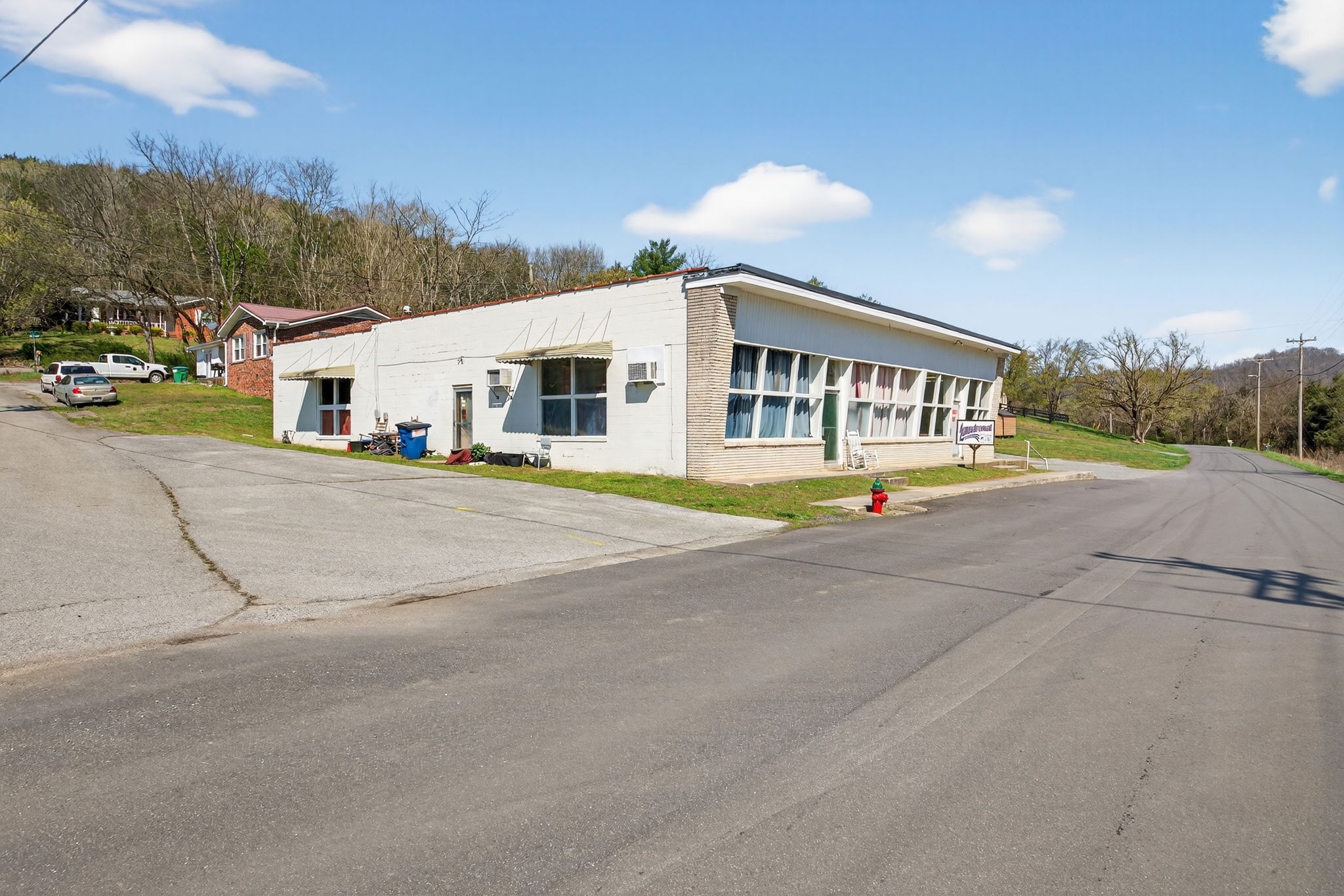 701 N Murray Street Gainesboro TN 38562