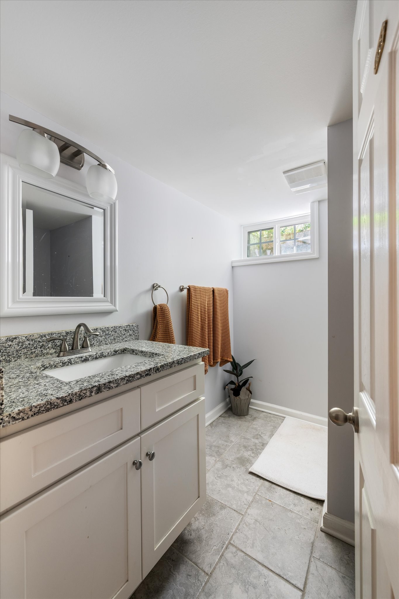 727 Woodmere Drive Nashville TN 37217