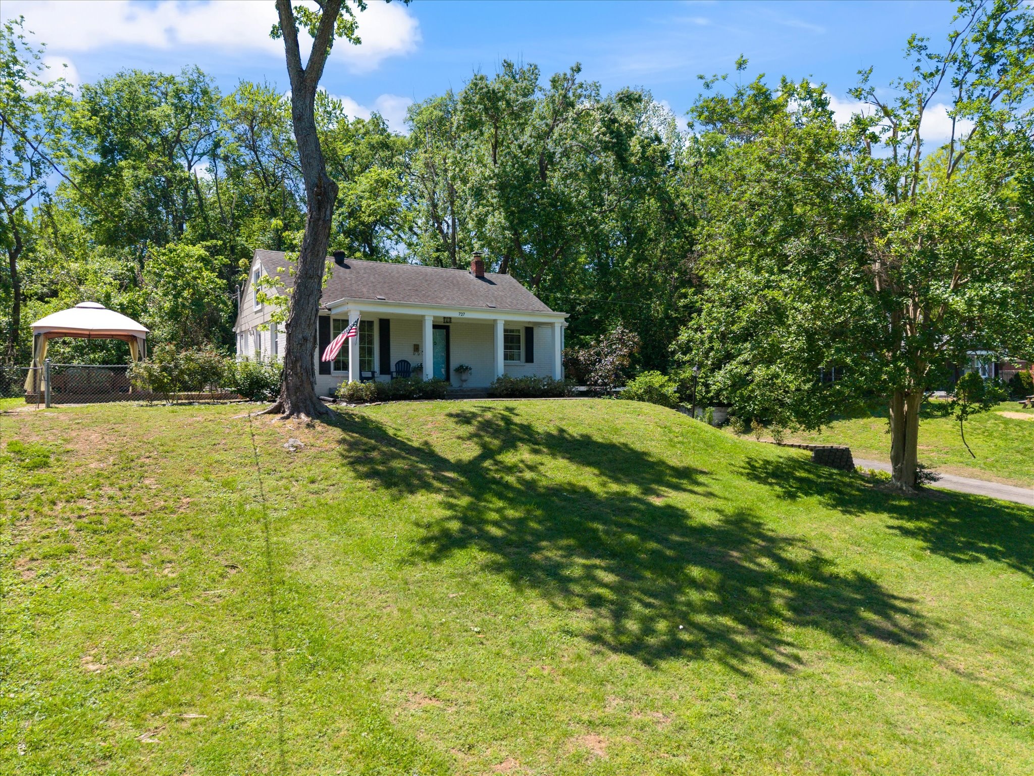 727 Woodmere Drive Nashville TN 37217