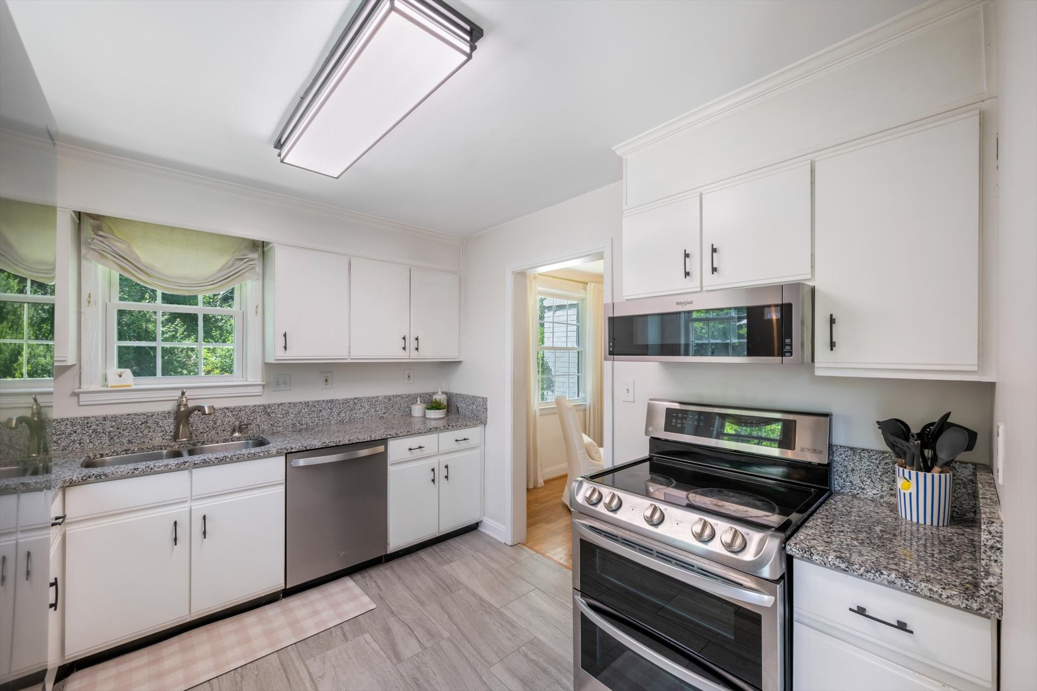 727 Woodmere Drive Nashville TN 37217