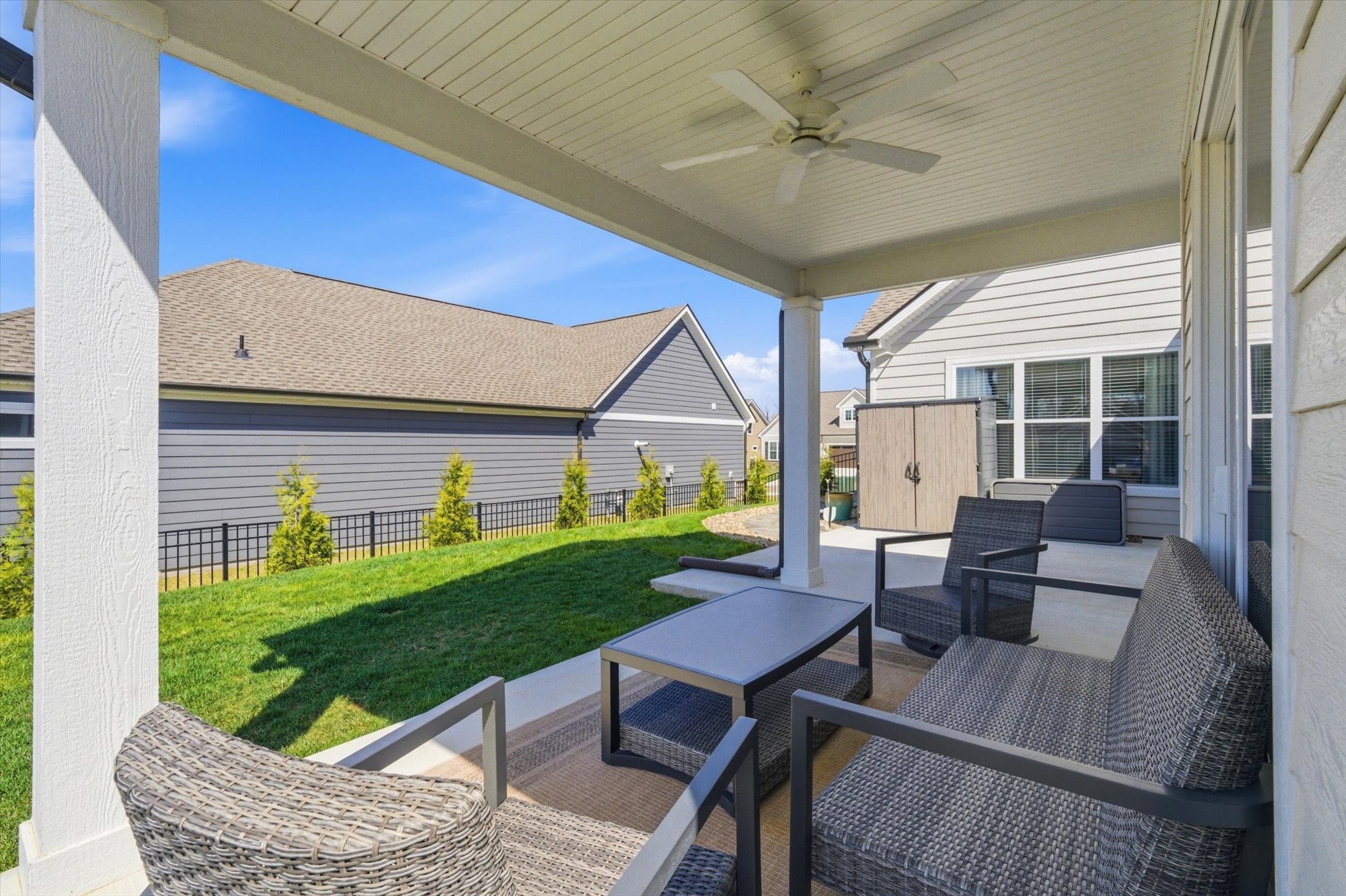 327 Trillium Trail Lenoir City TN 37771