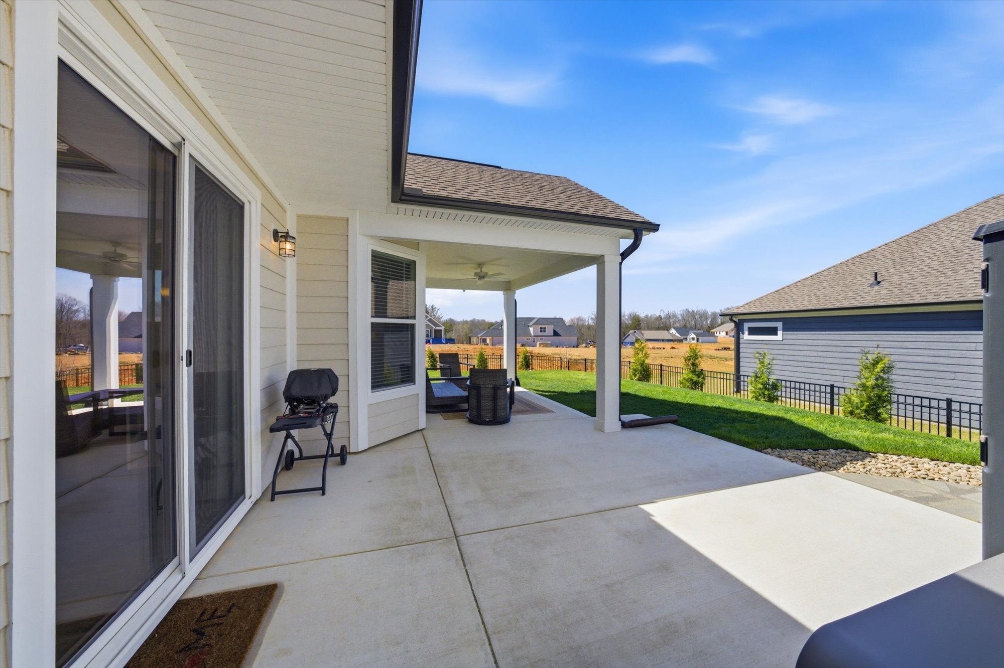 327 Trillium Trail Lenoir City TN 37771