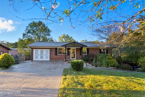 2833 Ithaca Drive Knoxville TN 37918