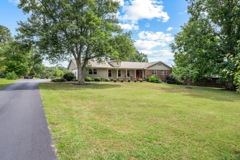 1914 Country Club Drive Tullahoma TN 37388