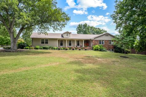 1914 Country Club Drive Tullahoma TN 37388