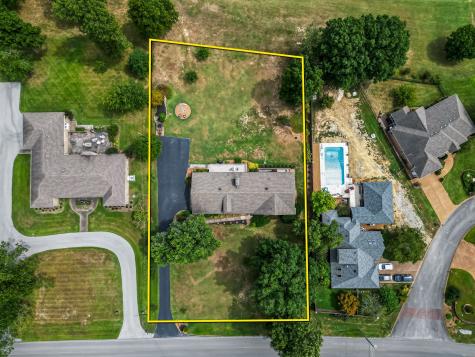 1914 Country Club Drive Tullahoma TN 37388