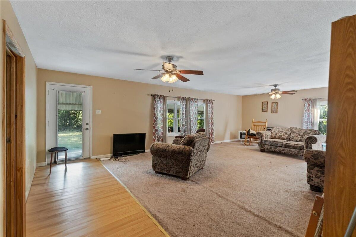 389 Friendship Lane Delano TN 37325