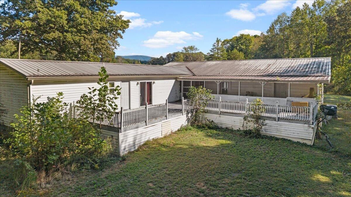 389 Friendship Lane Delano TN 37325