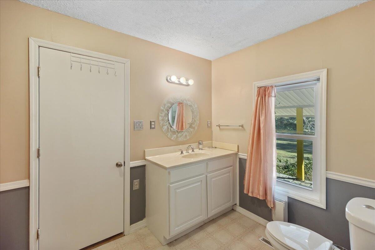 389 Friendship Lane Delano TN 37325