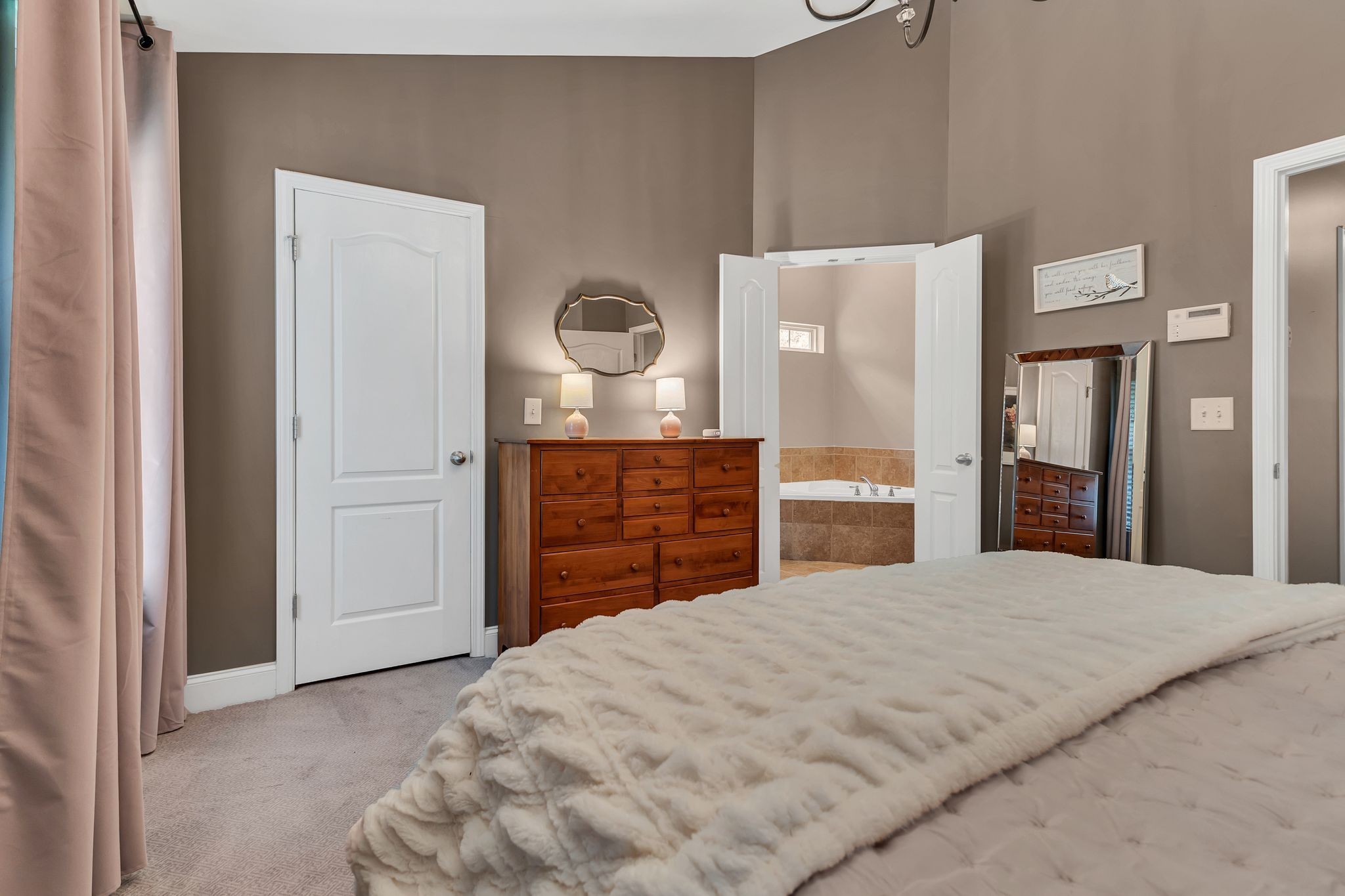 1077 Woodbury Falls Drive Nashville TN 37221