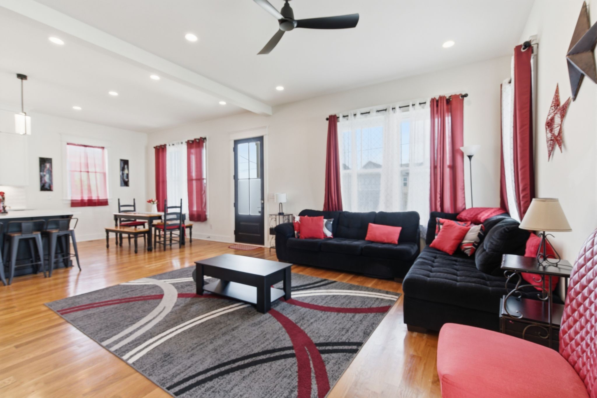 1830 5th Ave, N Nashville TN 37208