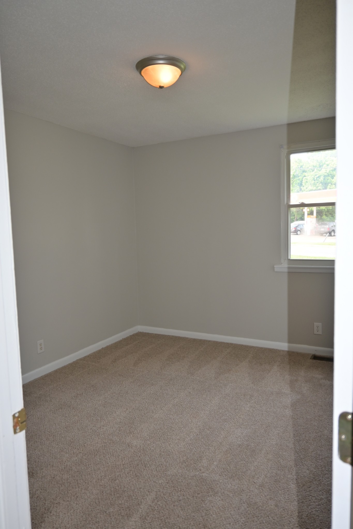 637 Lafayette Road Clarksville TN 37042