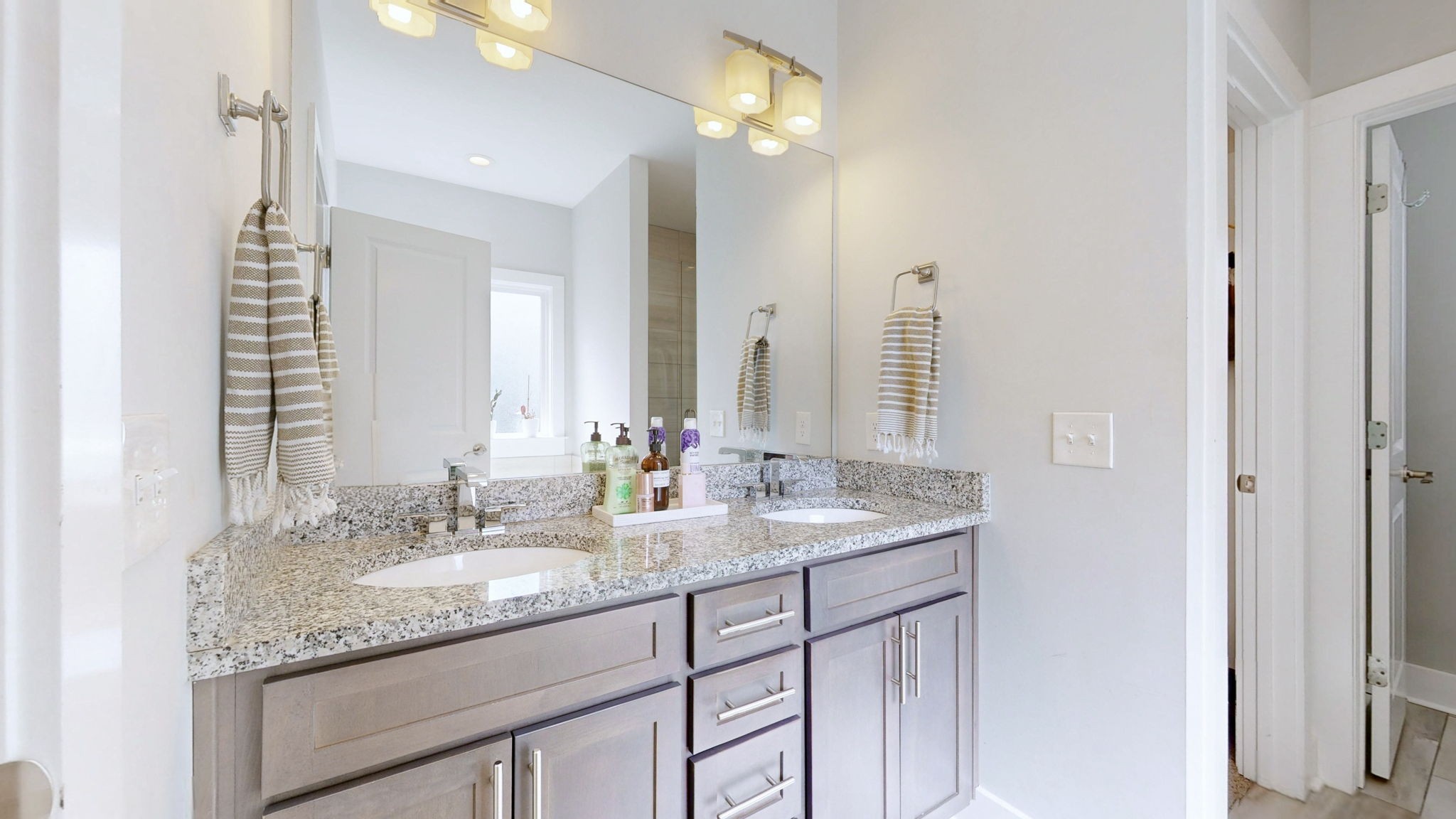 1736 Woodland Pointe Drive Nashville TN 37214