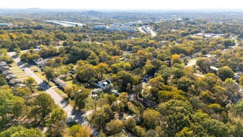 2718 Jones Avenue Nashville TN 37207