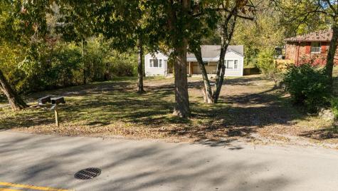 2718 Jones Avenue Nashville TN 37207