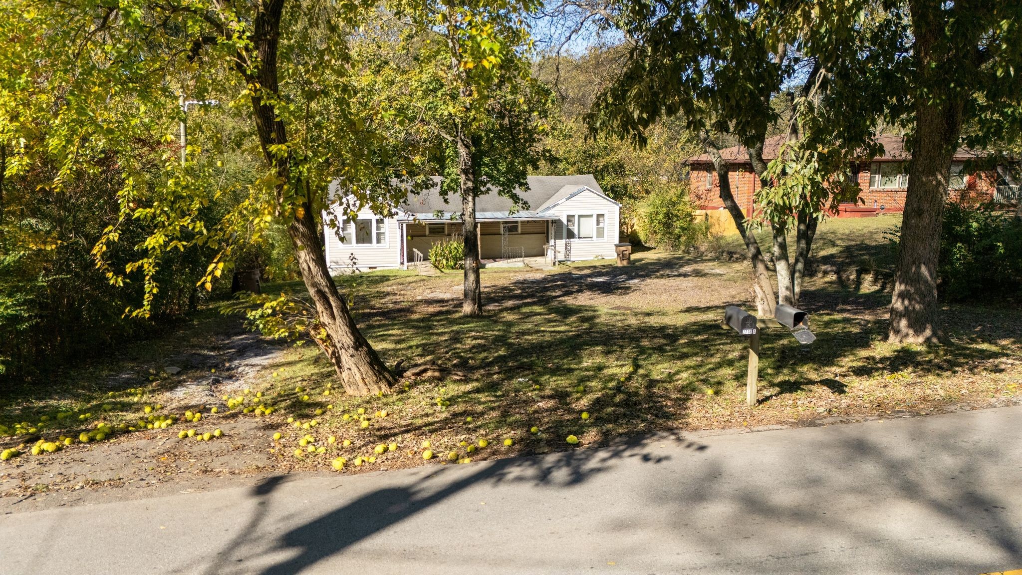 2718 Jones Avenue Nashville TN 37207