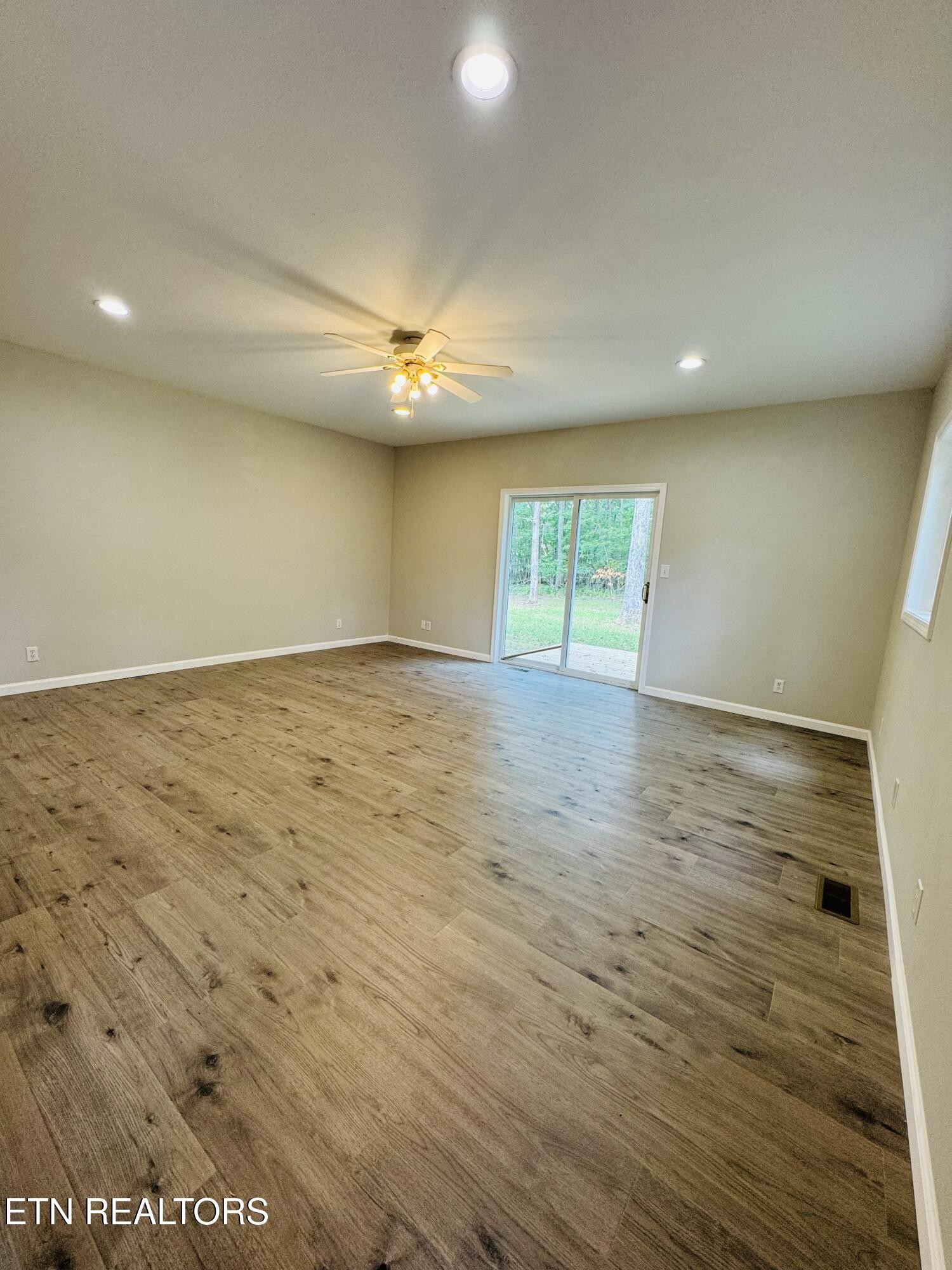 9301 Hondo Drive Crossville TN 38572
