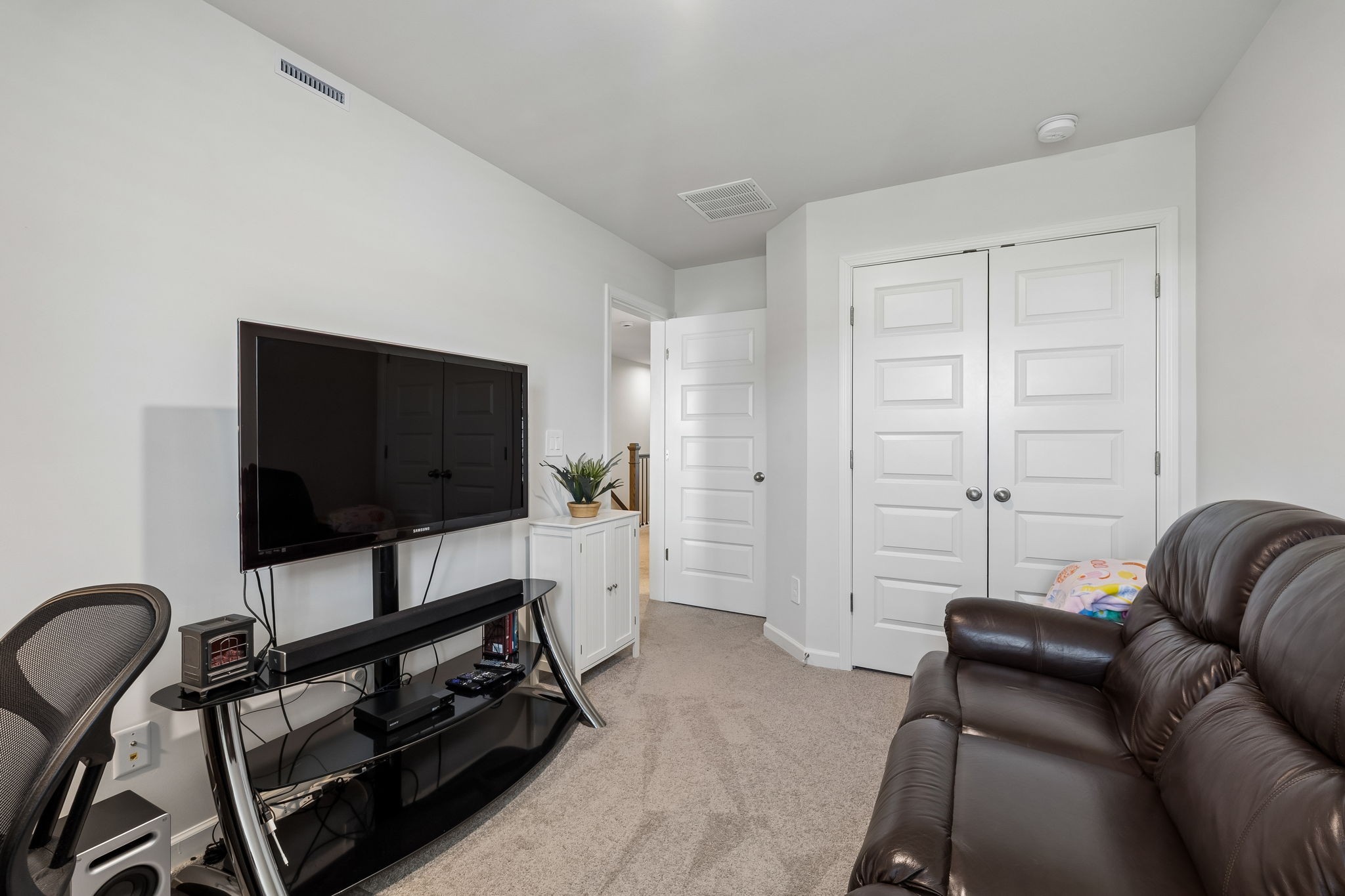 5088 Dayflower Drive Hermitage TN 37076