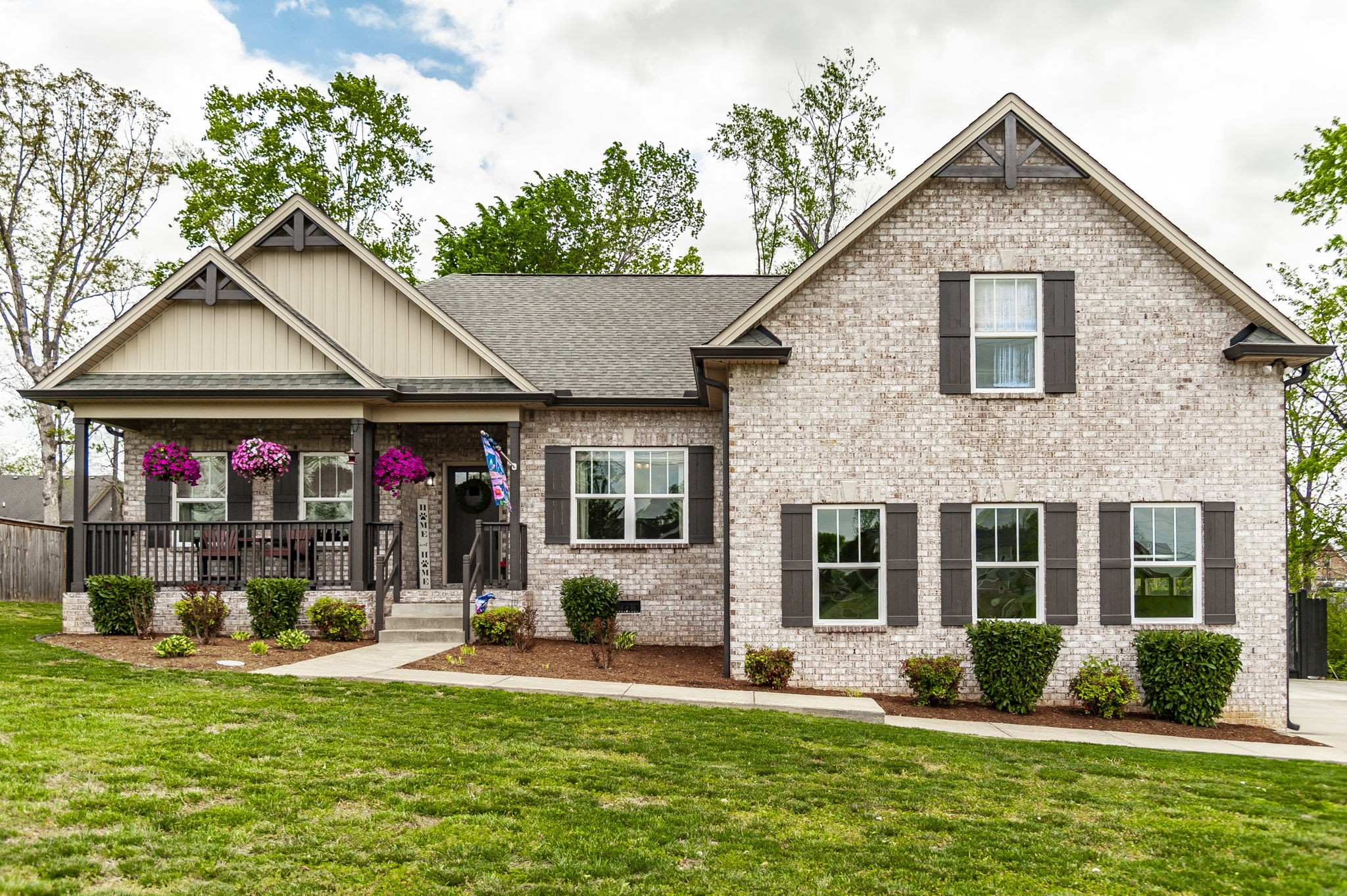 715B N Russell Street Portland TN 37148