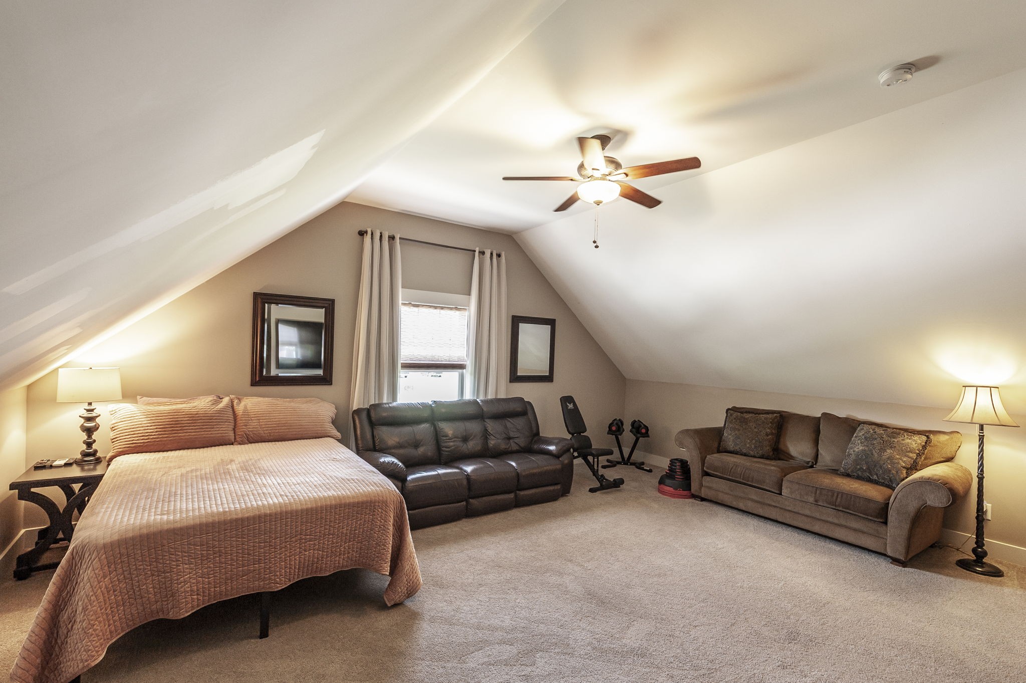 715B N Russell Street Portland TN 37148