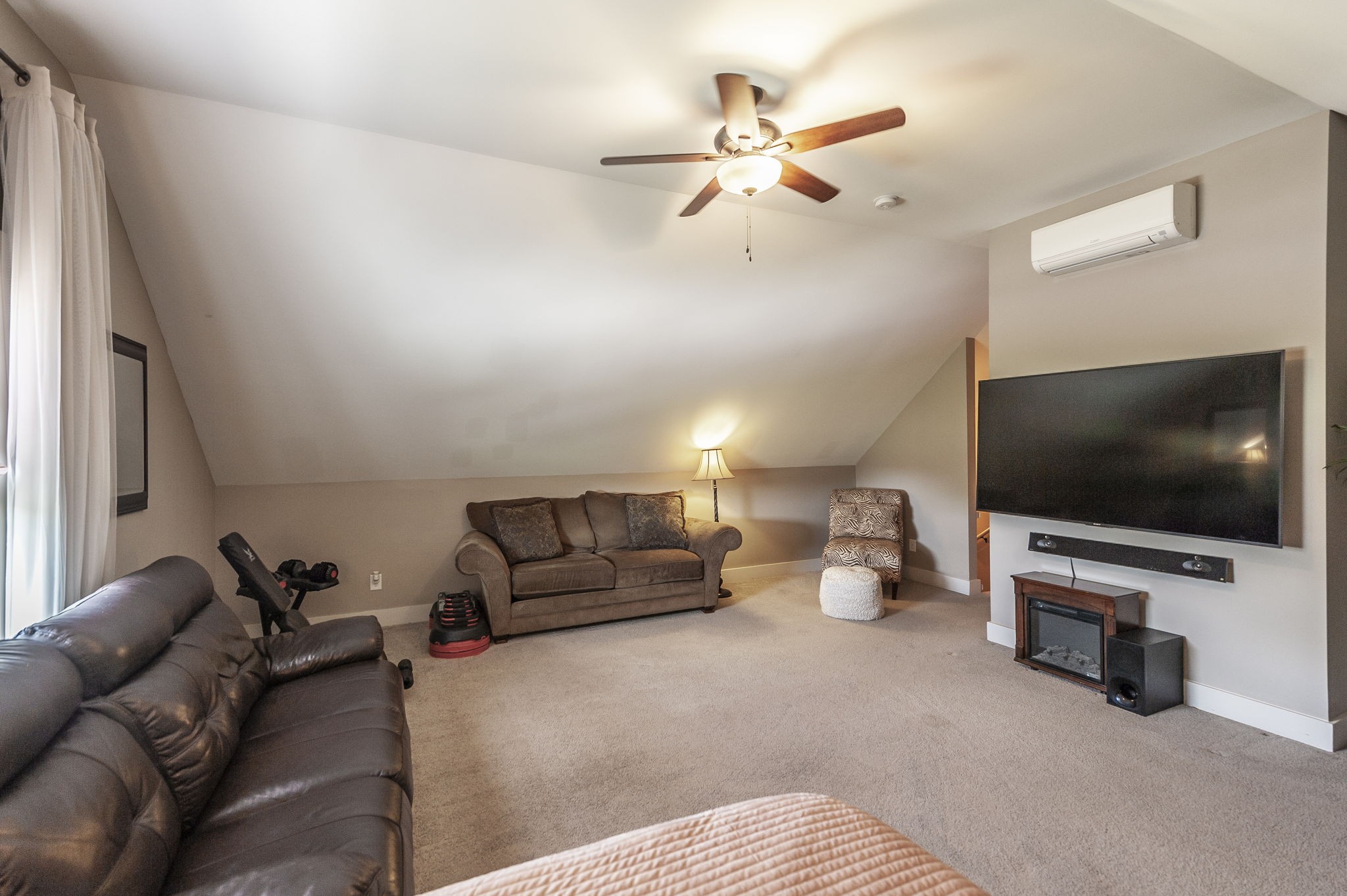 715B N Russell Street Portland TN 37148