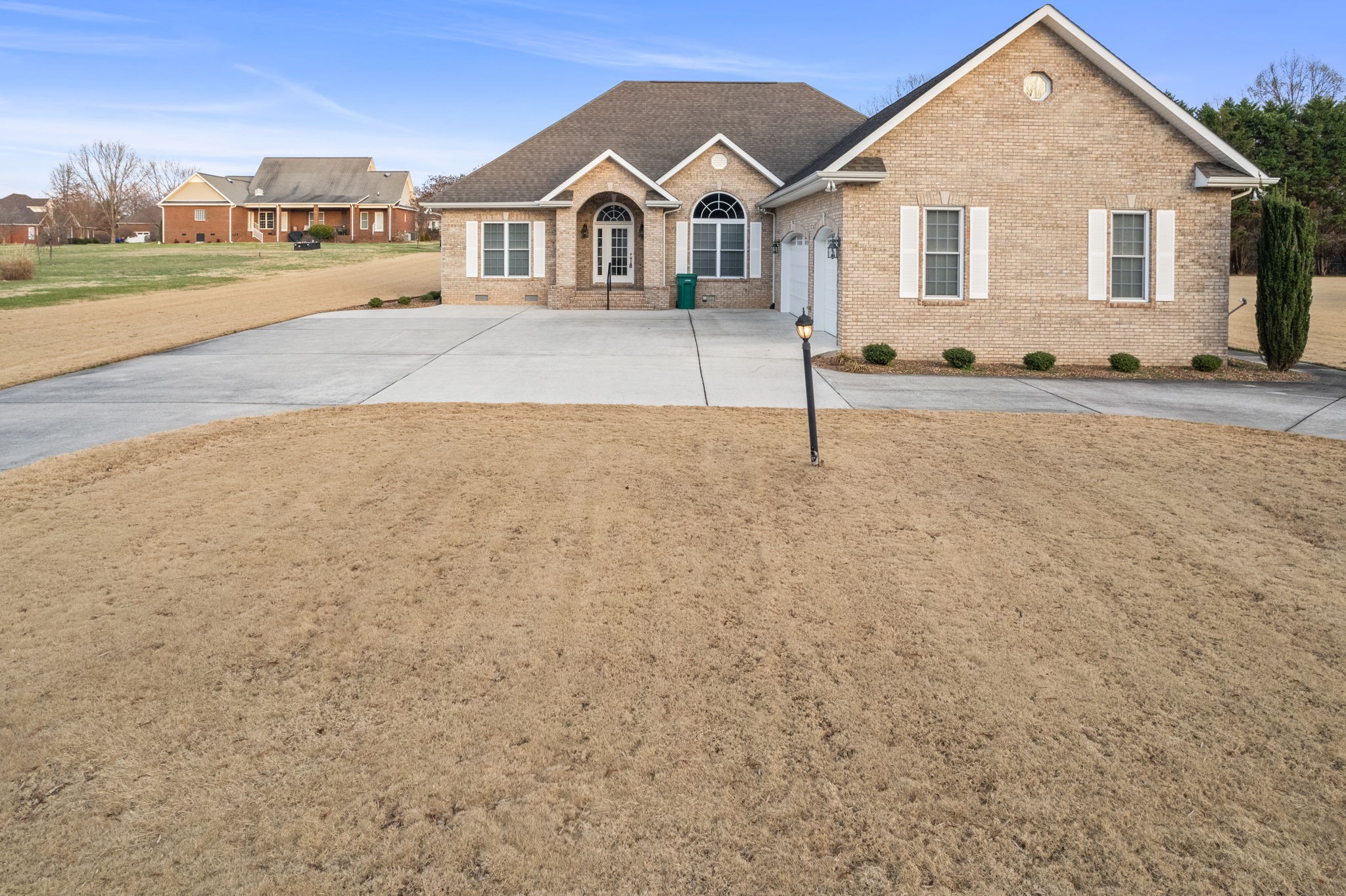 657 Pickney Road Winchester TN 37398