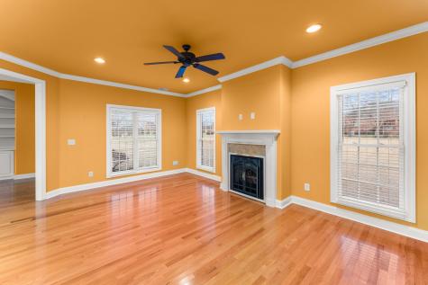 657 Pickney Road Winchester TN 37398