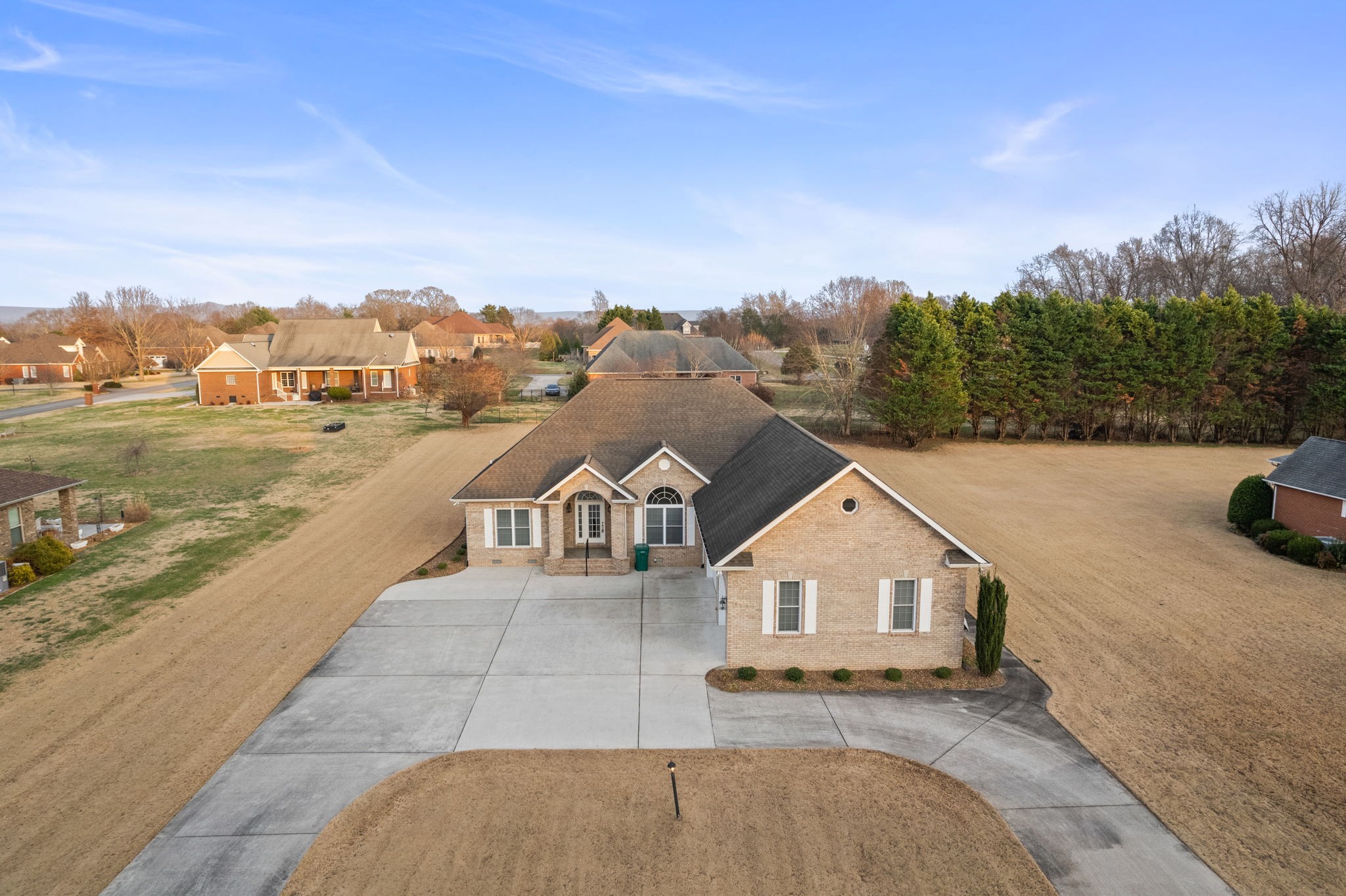 657 Pickney Road Winchester TN 37398