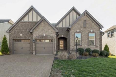 426 Warren Hill Drive Mount Juliet TN 37122