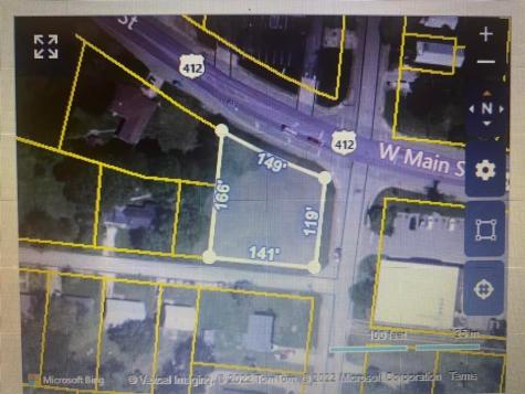 8 S Walnut Street Hohenwald TN 38462