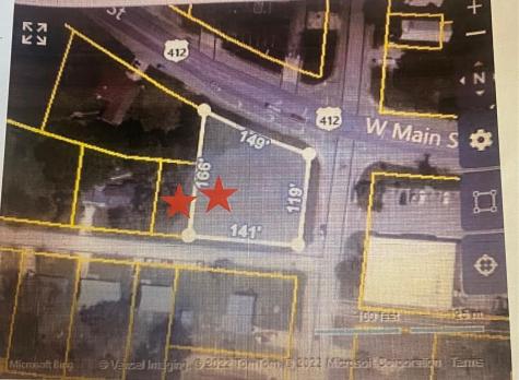 8 S Walnut Street Hohenwald TN 38462