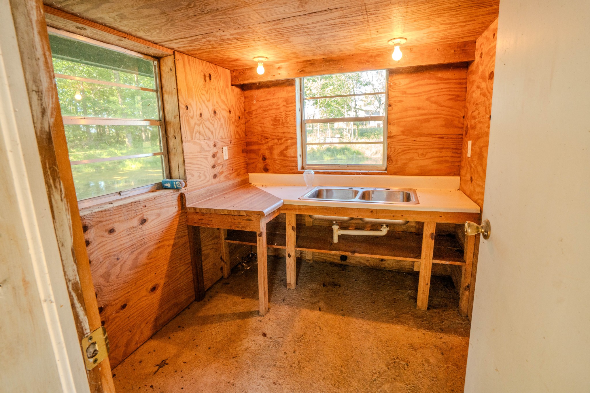 5780 Berry Road Cypress Inn TN 38452
