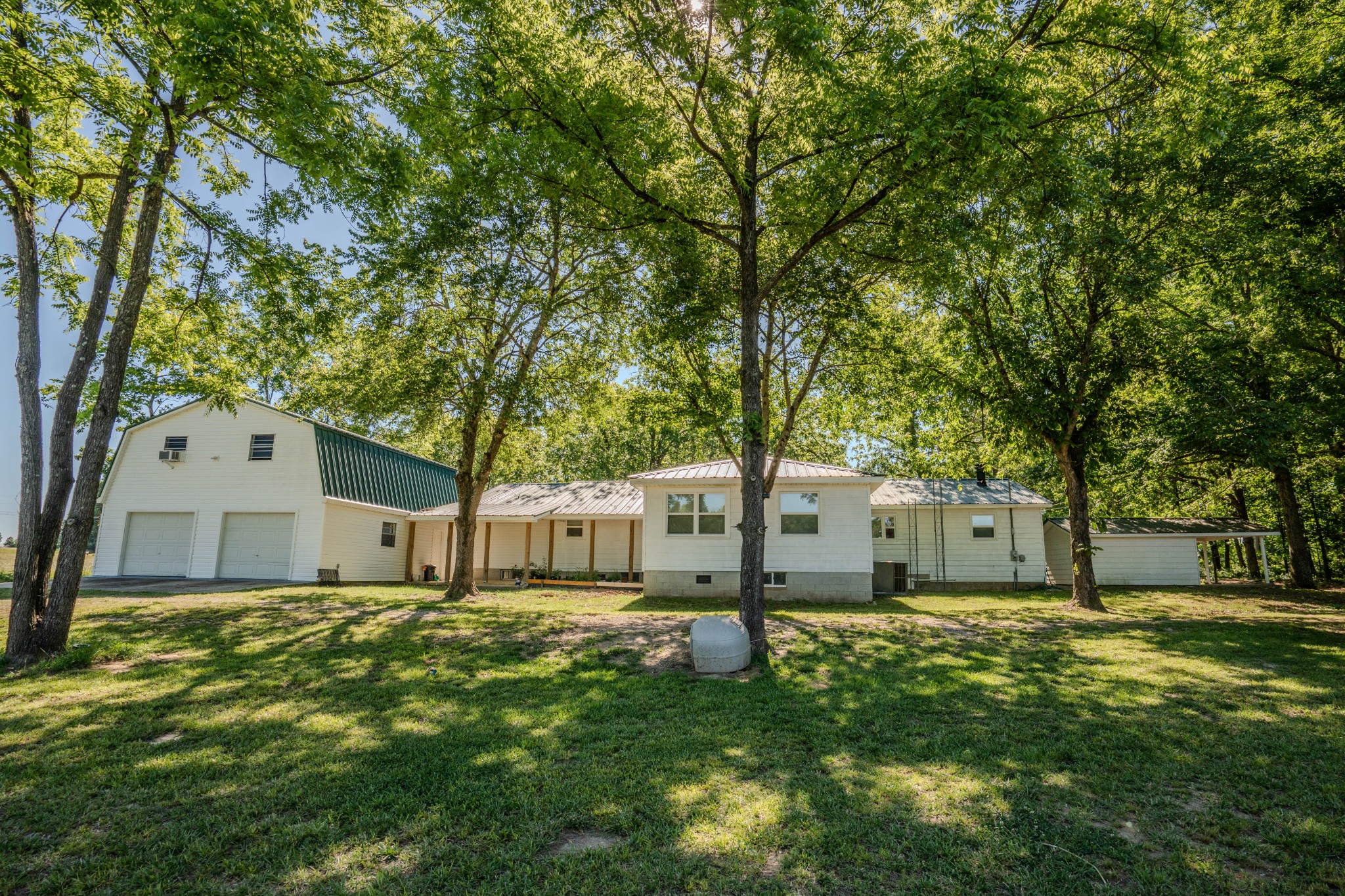 5780 Berry Road Cypress Inn TN 38452