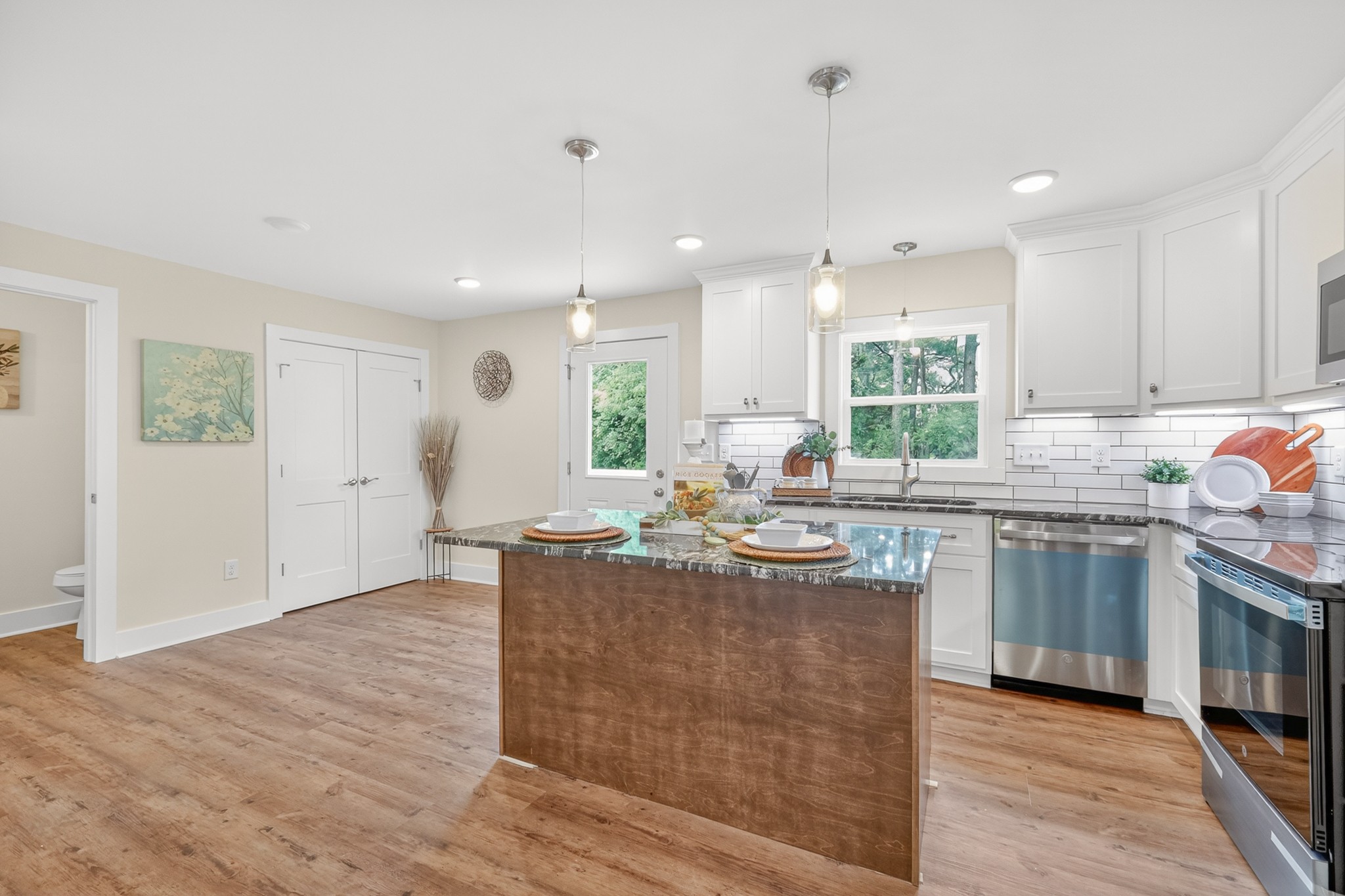 111 Blackwood Drive Summertown TN 38483