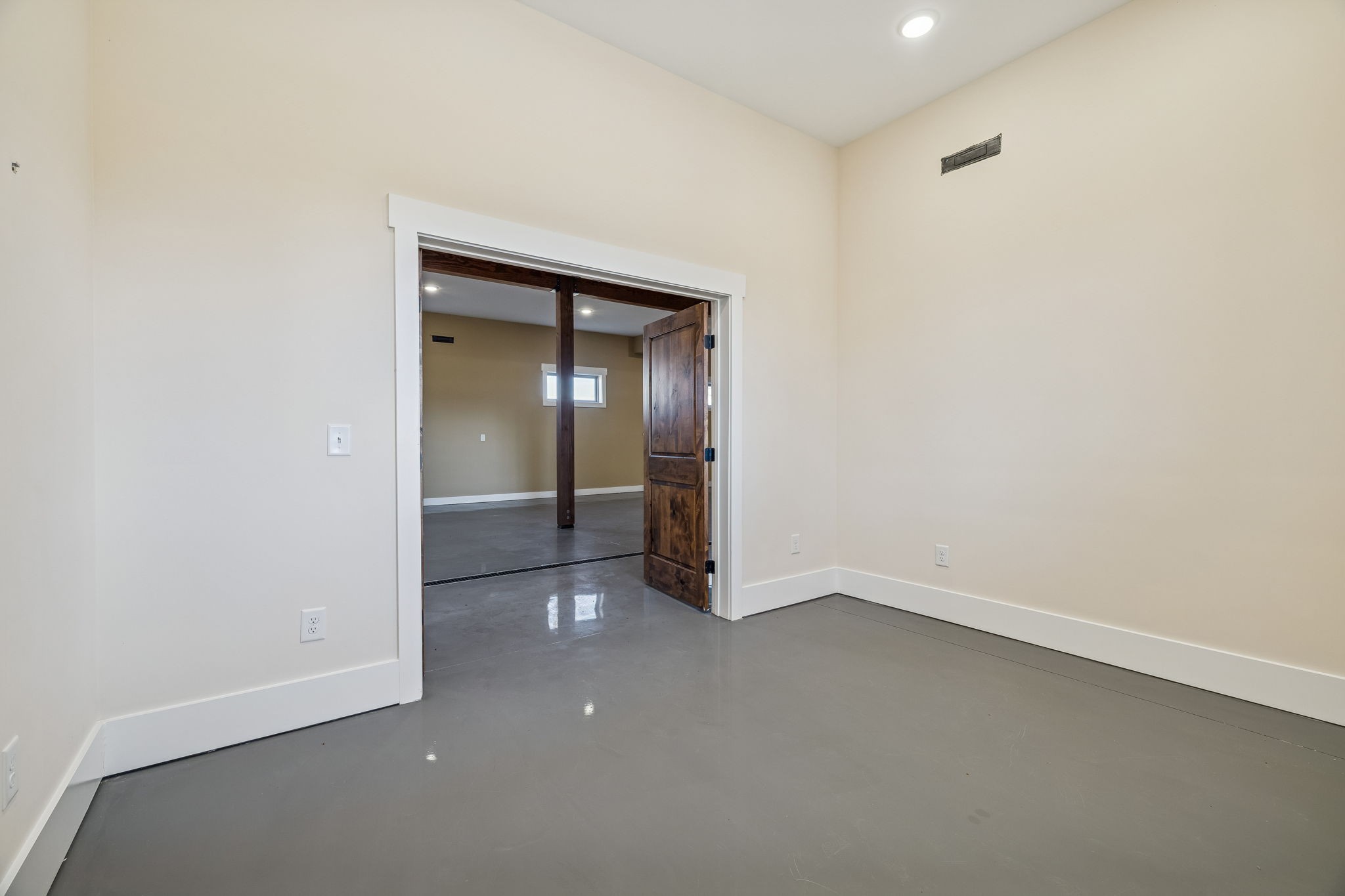 1224 Hangar Road Springfield TN 37172