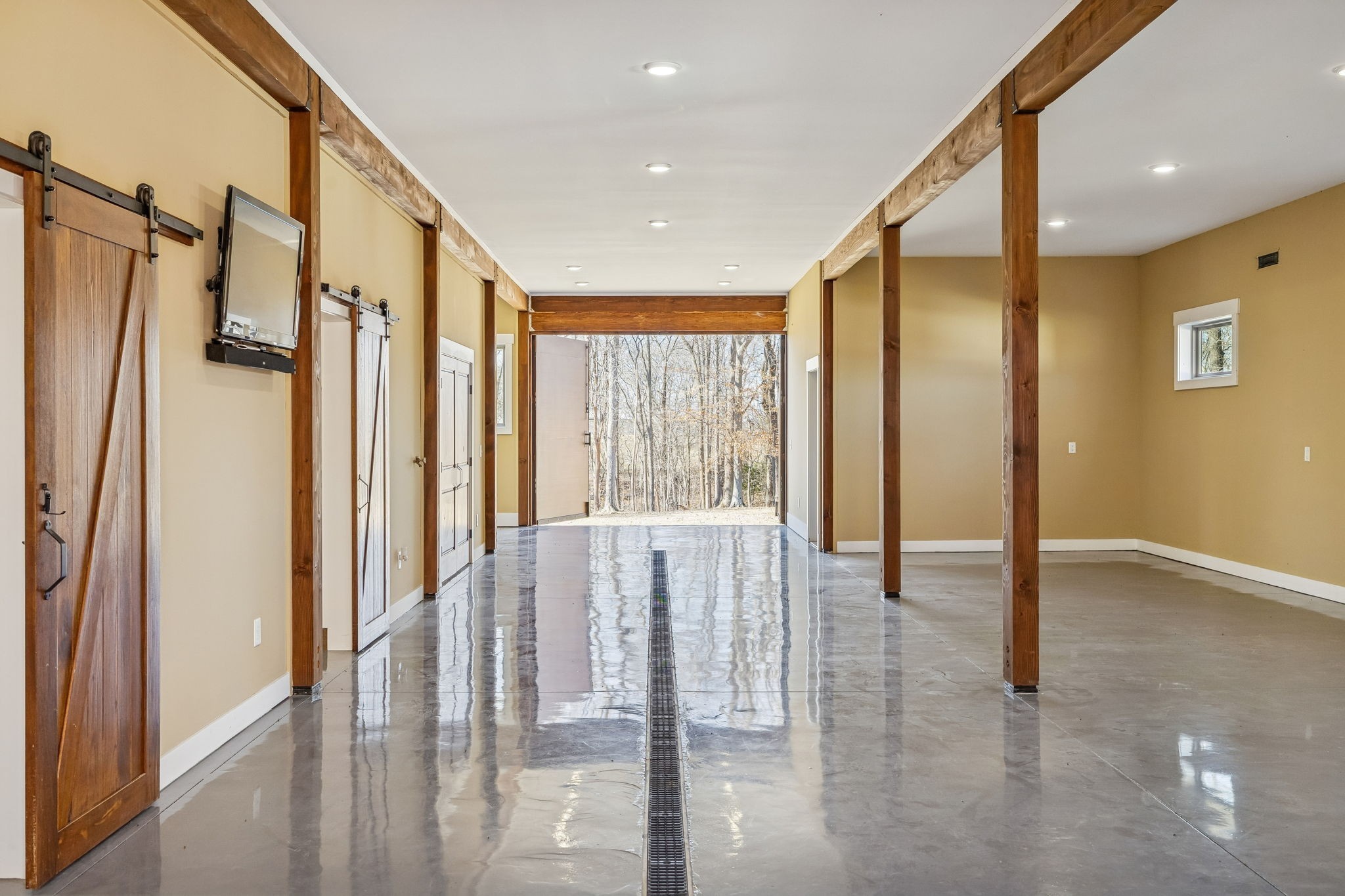 1224 Hangar Road Springfield TN 37172