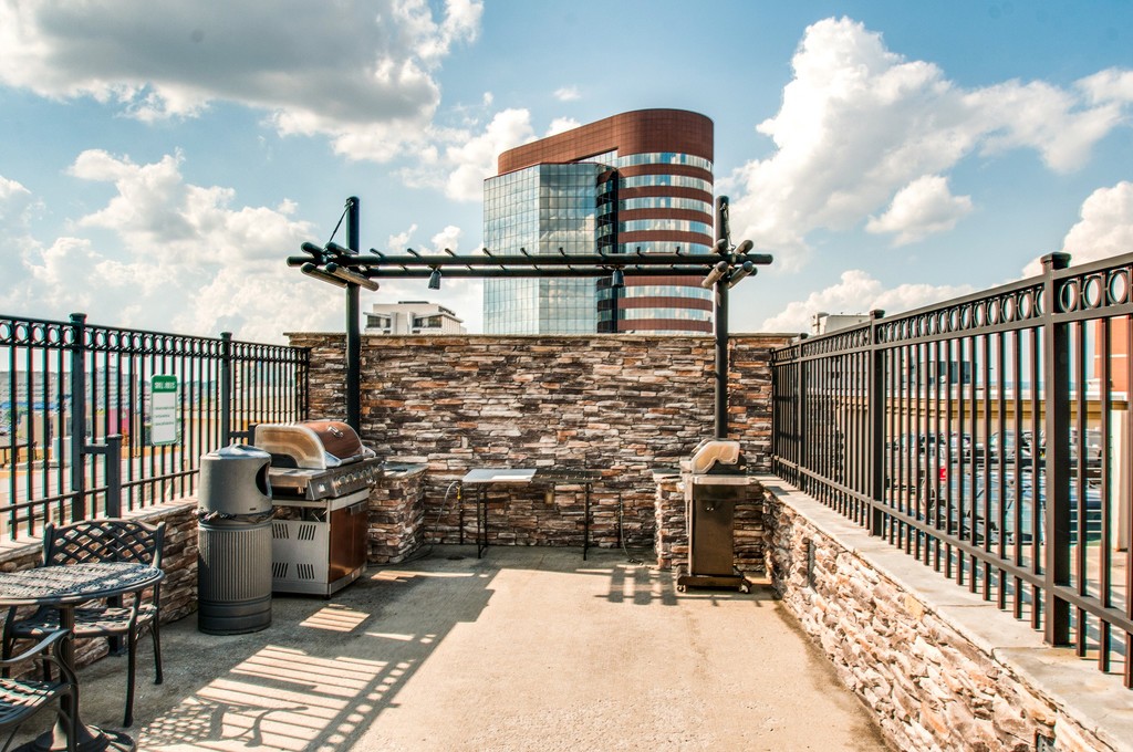 1803 Broadway Nashville TN 37203