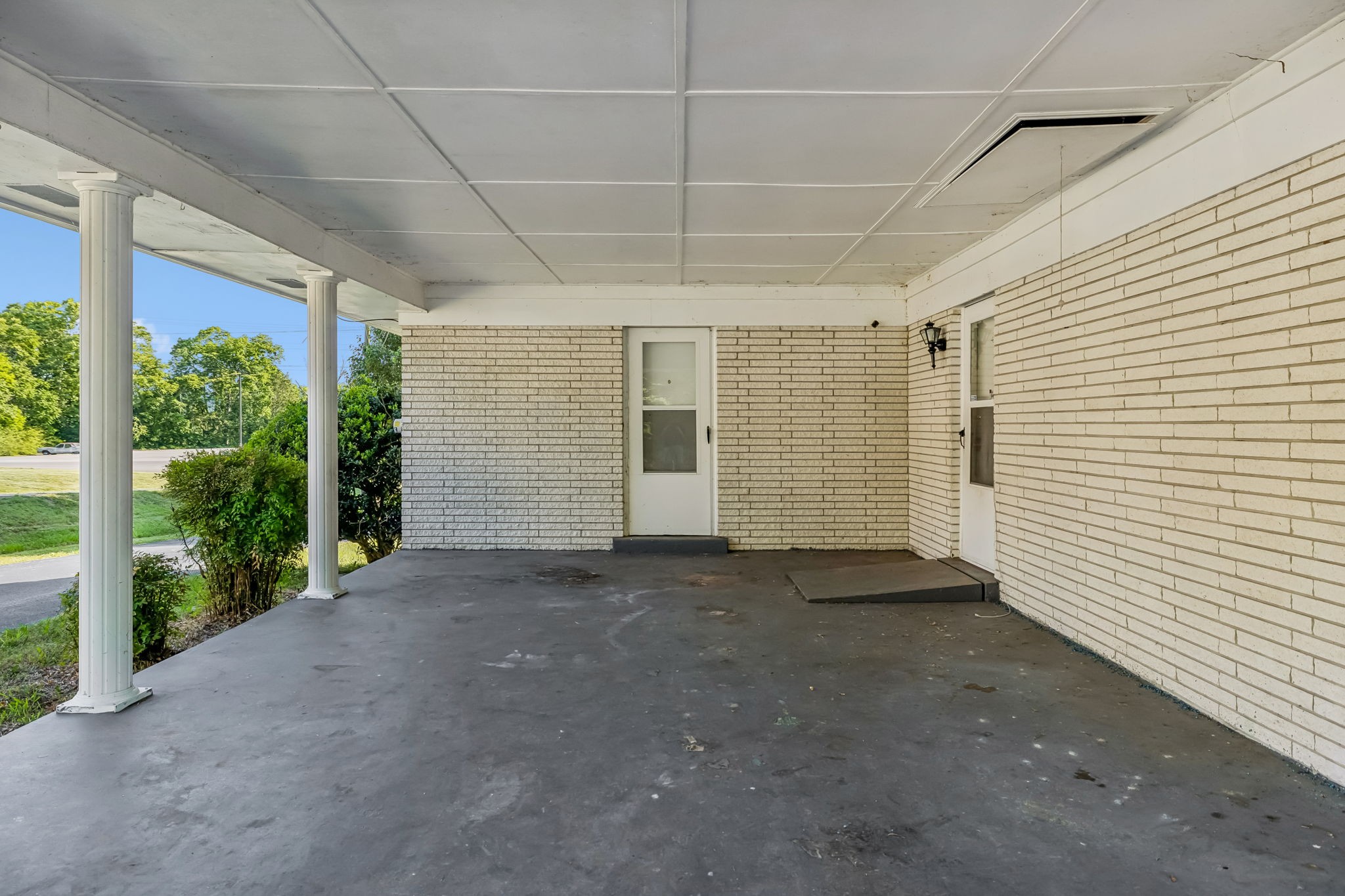 212 Dixon Springs Highway Carthage TN 37030