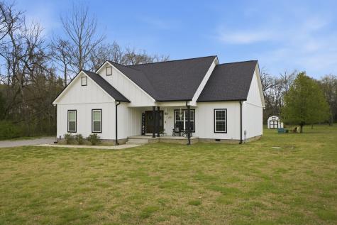 1917 Frank Moore Road Culleoka TN 38451