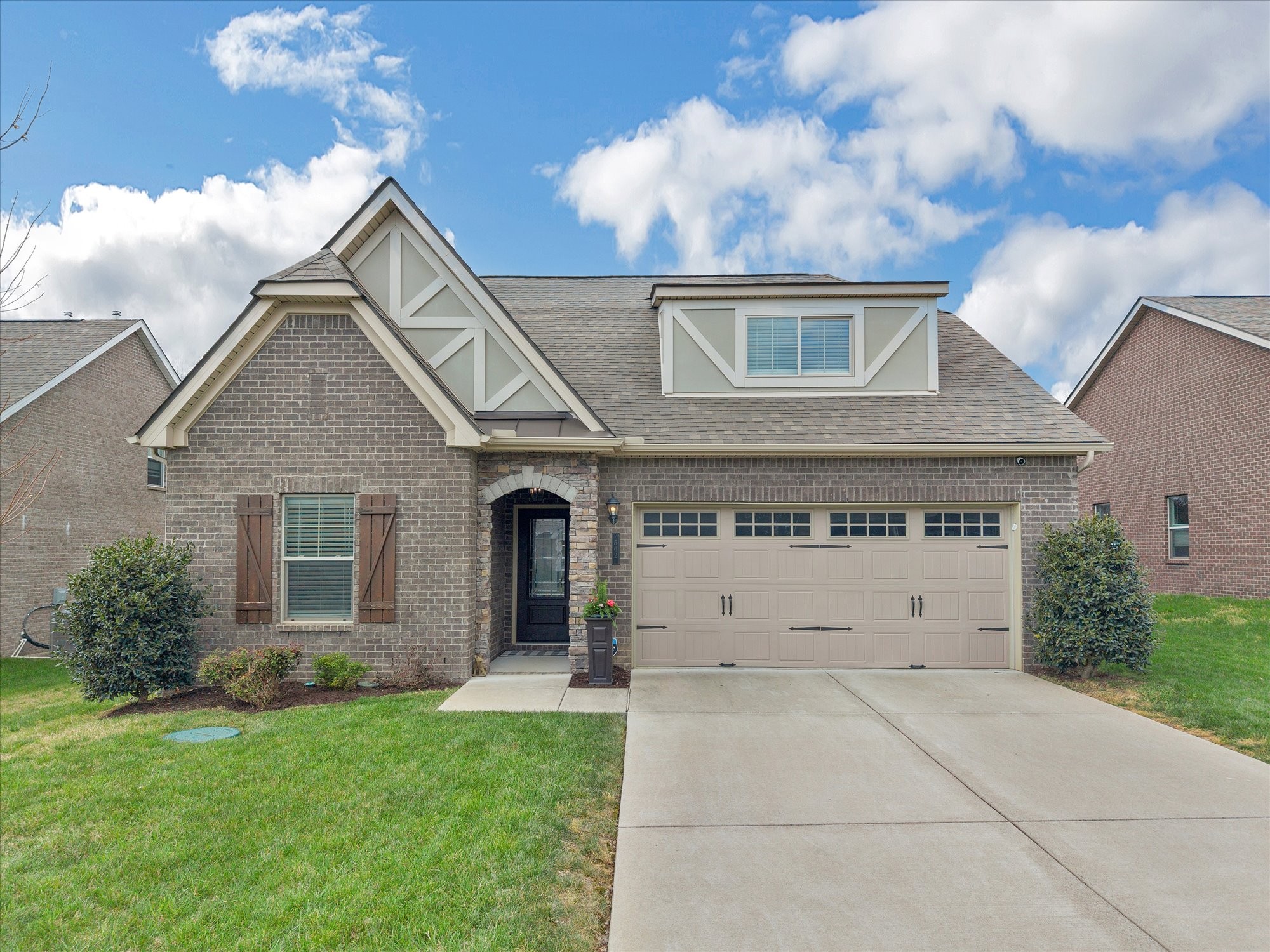 562 Oakvale Lane Mount Juliet TN 37122