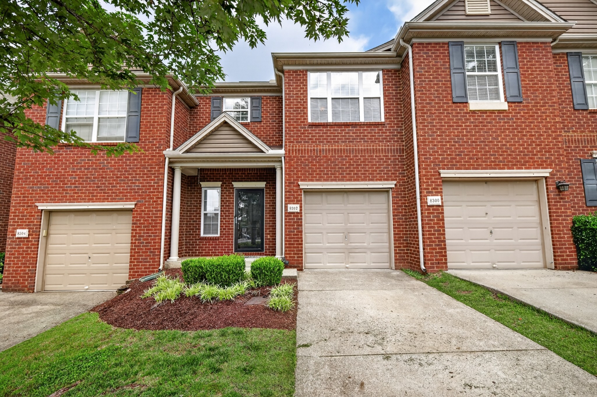 8302 Oak Knoll Drive Brentwood TN 37027