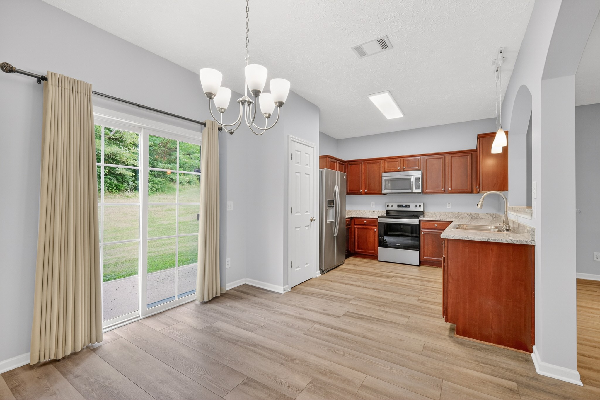 8302 Oak Knoll Drive Brentwood TN 37027