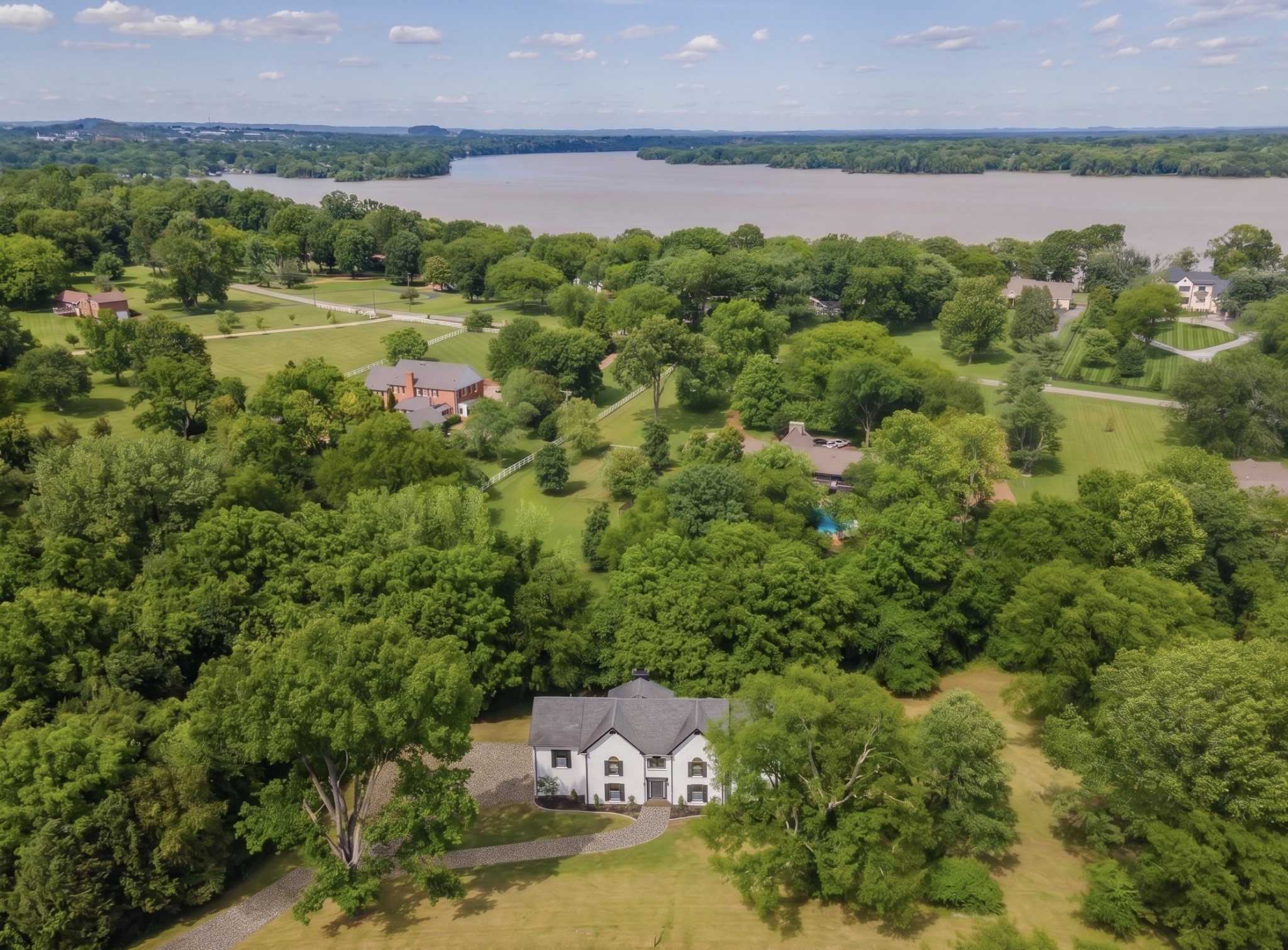 527 Cumberland Hills Drive Hendersonville TN 37075