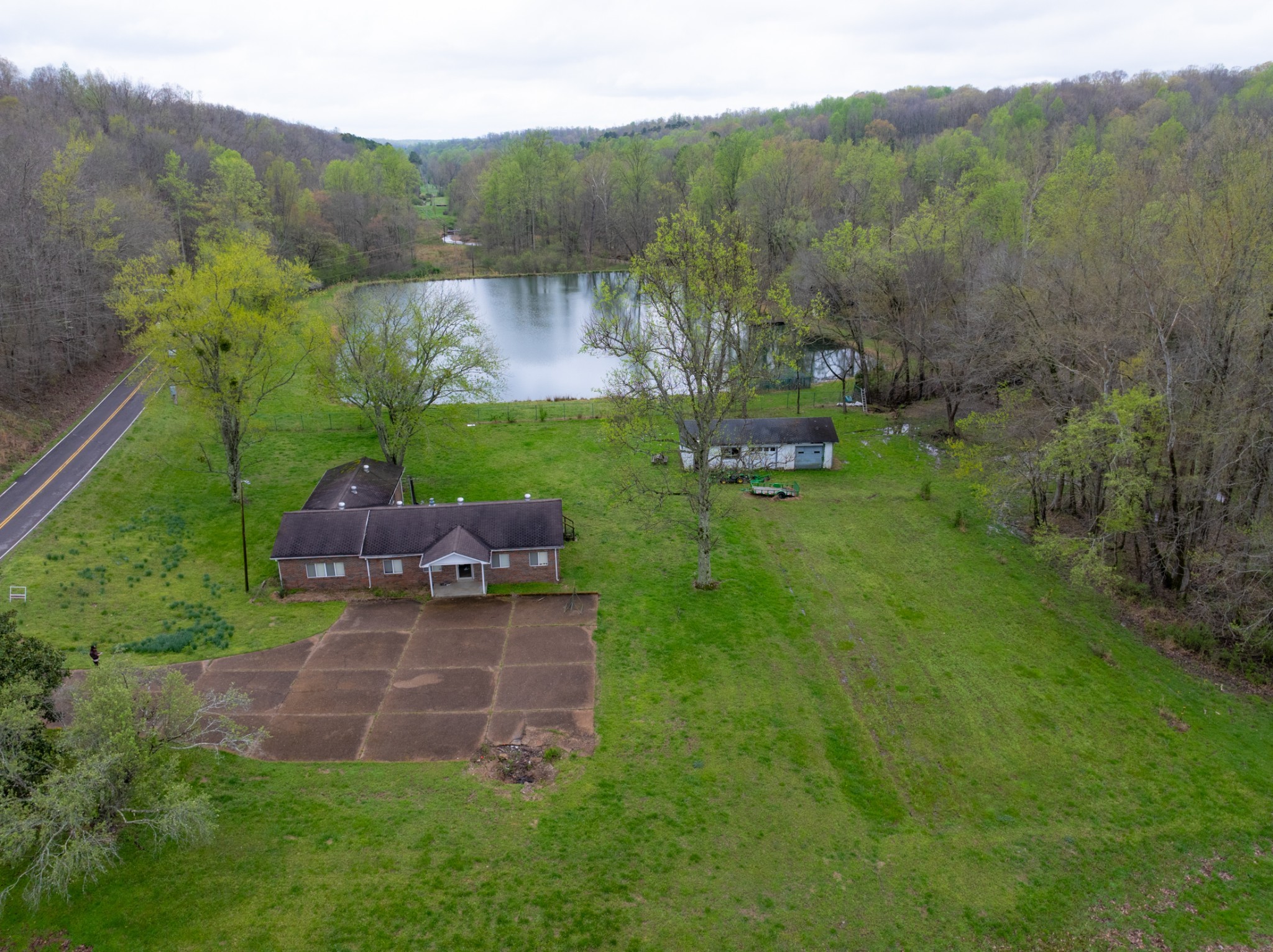 191 Forks River Road Waverly TN 37185