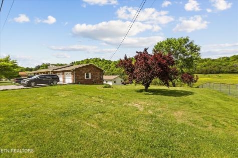 354 Apple Valley Road Sevierville TN 37862