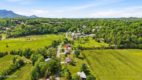 354 Apple Valley Road Sevierville TN 37862