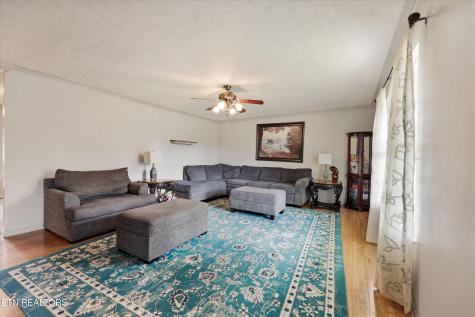 354 Apple Valley Road Sevierville TN 37862